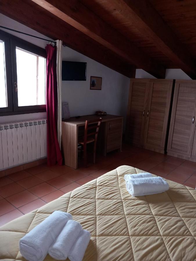 Agriturismo L'Ulivo Padula Exterior photo